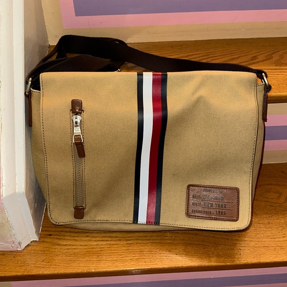 Tommy Hilfiger laptop bag - Picture 1 of 12